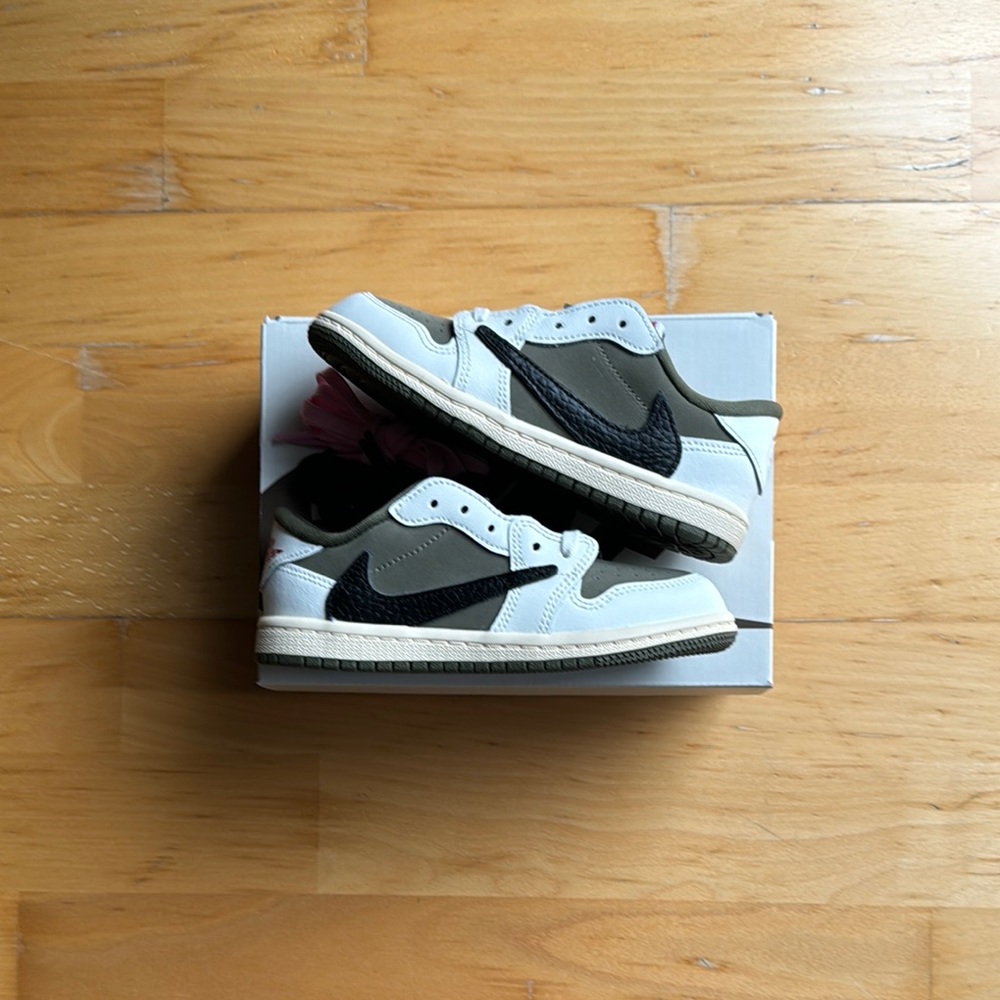 SOLD. - Picture 2 of 6